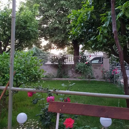 Apartment Nadija *